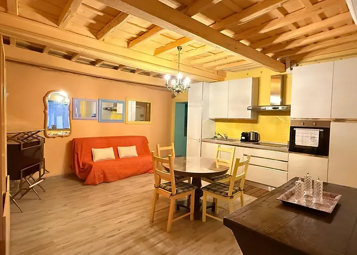 Contemporary Loft Steps From Piazza Navona - Casa Gove Апартаменты *